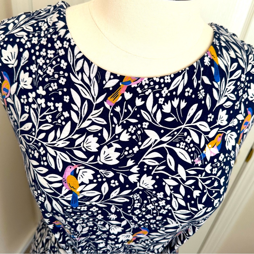 Boden Mid-length Dress, Navy With White Floral & Colorful Birds NWOT 16/18